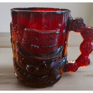 Vintage Ruby Red Snowman Glass Mug/Cup Arcoroc France 3D Face Snowflakes Broom
